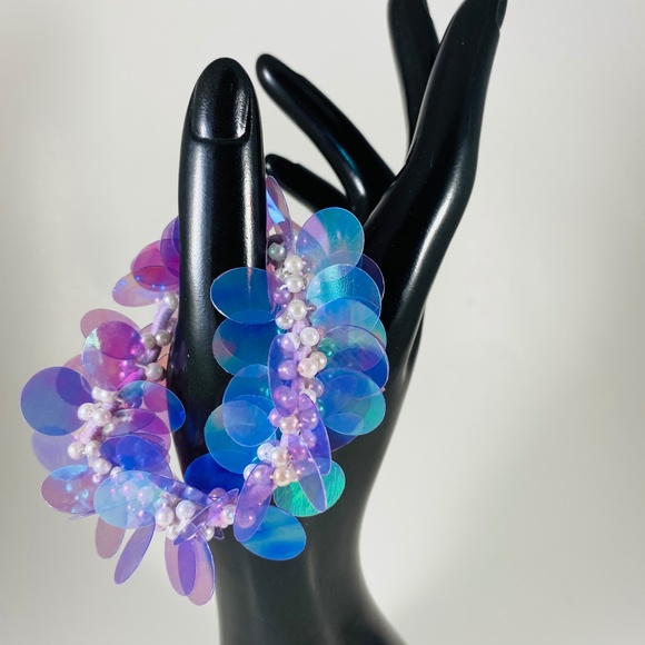 Pink power sparkling bead sequin stretch bracelet - Picture 5 of 5